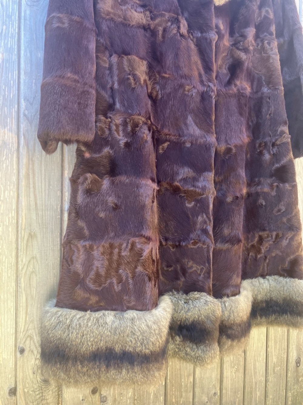 Insane muskrat fur coat - Picture 3 of 14